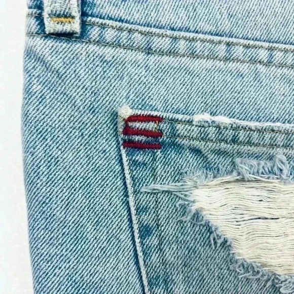 BDG Mid-Rise Tomgirl Button Fly Cheeky Denim Fray Cuffed Jean Short Size 27 - Picture 7 of 13